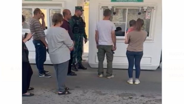 Erməni sakinlər “Laçın” sərhəd-buraxılış məntəqəsindən maneəsiz keçirlər - VİDEO 