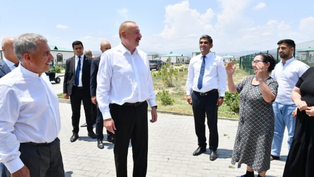 Tatarıstan lideri ilə Ağalıya səfər edən ölkə başçısının sakinlərlə maraqlı DİALOQU 
