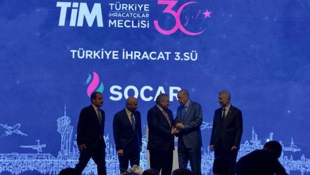 Ərdoğan SOCAR-a mükafat təqdim etdi - FOTO