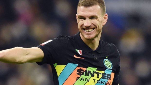 “İnter”in ulduz futbolçusu “Fənərbağça”ya keçir