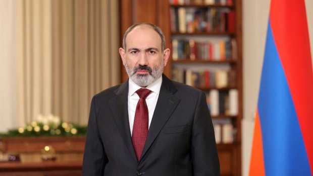 Ukrayna saytı Paşinyanı ölkənin düşmənləri siyahısına daxil etdi - FOTO