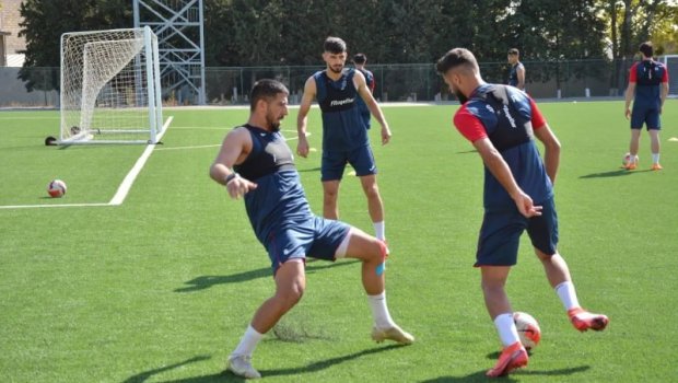 “Şamaxı”dan ayrılan futbolçu xaricə gedir