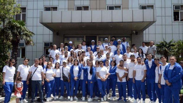 İdmançılarımız III Avropa Oyunlarına yola düşdülər - FOTO