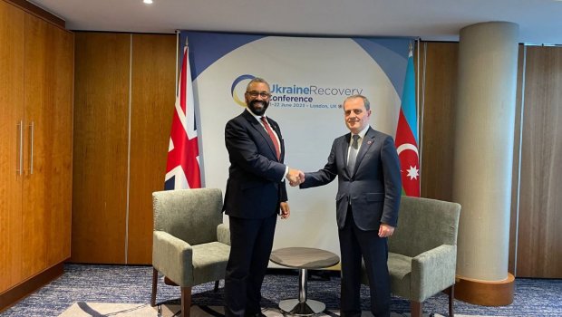 Ceyhun Bayramov Britaniyanın XİN başçısı ilə görüşüb - FOTO