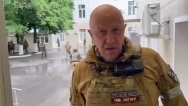 Priqojin “Vaqner”in Rostovda bir sıra obyektlərə nəzarəti ələ keçirdiyini AÇIQLADI – VİDEO