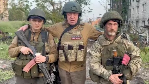 Rusiya vətəndaş müharibəsinin ASTANASINDA – Priqojin nə istəyir? 