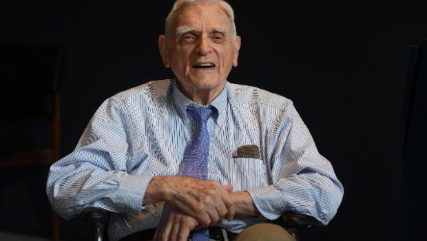 Nobel mükafatçısı 100 yaşında vəfat etdi