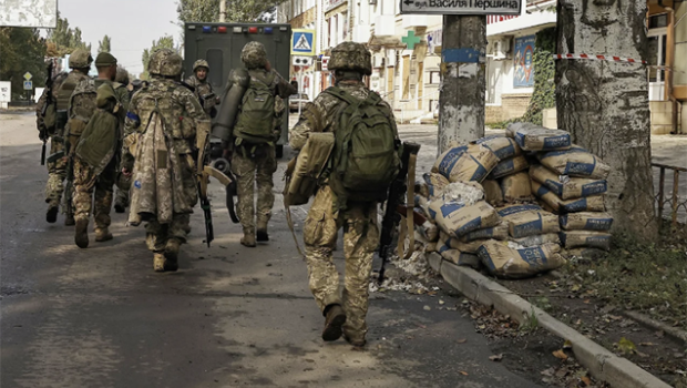 Ukrayna ordusu Baxmutda İRƏLİLƏYİR – VİDEO  