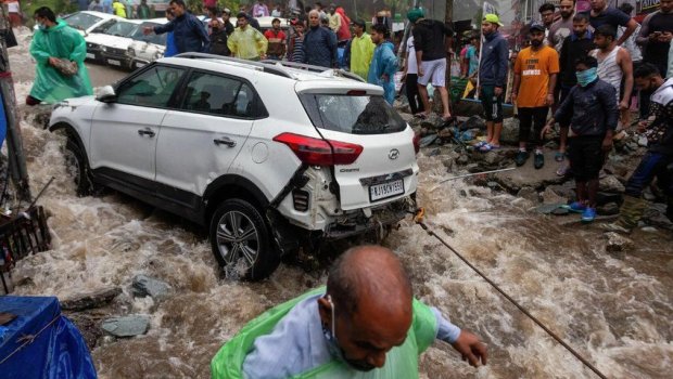 Hindistanın qərbində daşqınlar: 11 ölü var