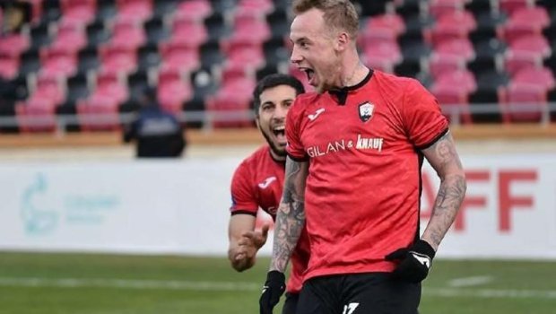 “Qəbələ” daha bir futbolçu ilə yollarını ayırdı