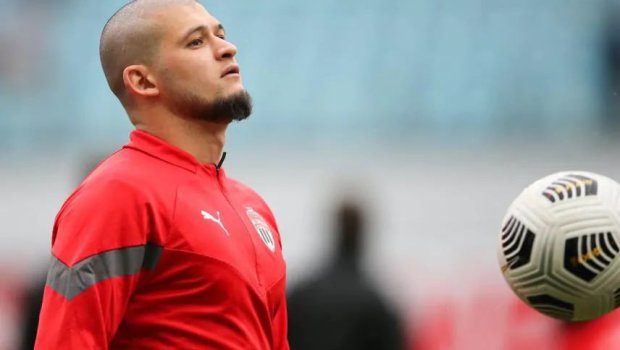 Rusiyada oynayan futbolçumuza Azərbaycan vətəndaşlığı VERİLMİR 