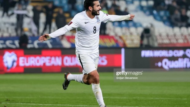 Emin Mahmudov “Neftçi”nin düşərgəsinə YOLLANDI