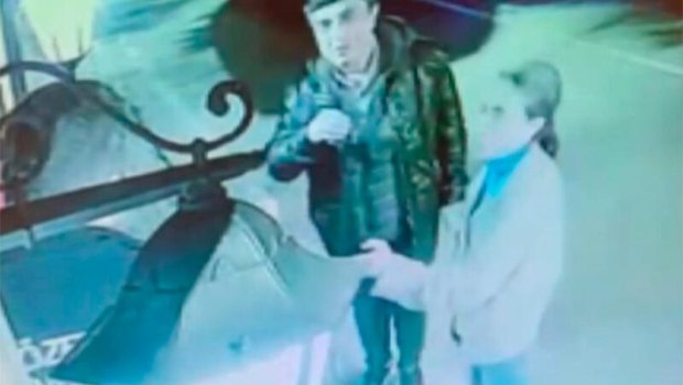 Sezen Aksunu təqib edən azərbaycanlı qadın 4 il həbs oluna BİLƏR