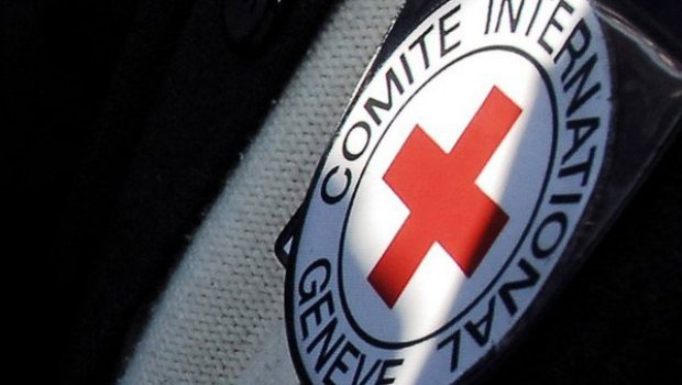 BQXK nümayəndələri Azərbaycanda saxlanılan ermənilərə baş çəkdi