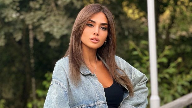 “Ömrümün sonuna kimi bir kişi ilə yaşamaqdan bezərəm” – Pərvin Abıyeva