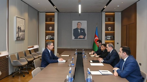 Ceyhun Bayramovdan rusiyalı səfirə: “Ermənistan təxribatlarından əl çəkmir” - FOTO