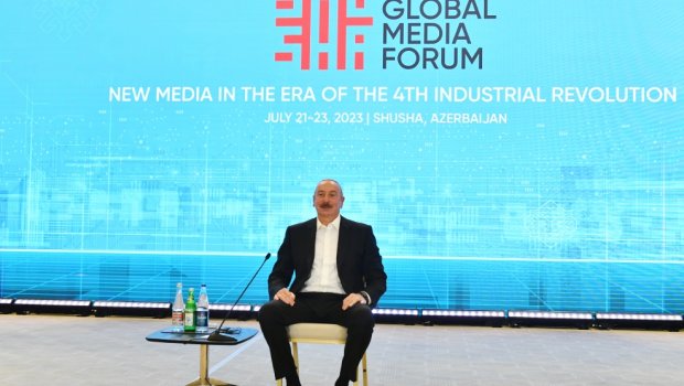 İlham Əliyev Qlobal Media Forumunun müntəzəm keçirilməsini təklif edib