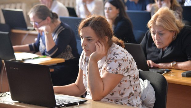 Yaşı 60-dan yuxarı olan müəllimlərin sertifikatlaşdırmada iştirakı KÖNÜLLÜ OLACAQ – RƏSMİ  