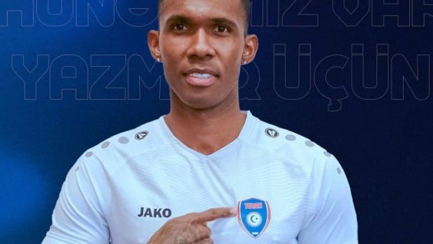“Turan Tovuz” panamalı futbolçu ilə müqaviləni uzatdı