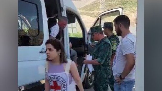 Ermənilərin Laçın məntəqəsindən növbəti sərbəst KEÇİDİ – VİDEO  