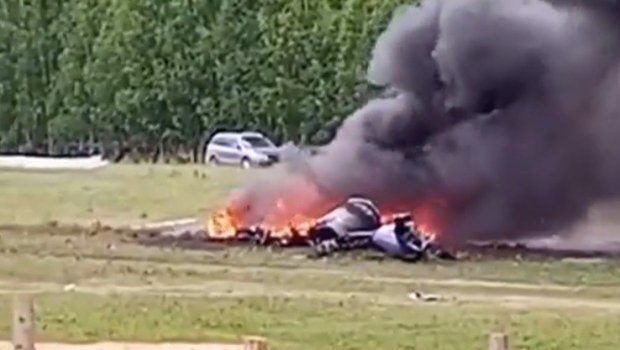 Rusiyada helikopter qəzaya DÜŞDÜ: Ölənlər və yaralananlar var – VİDEO  