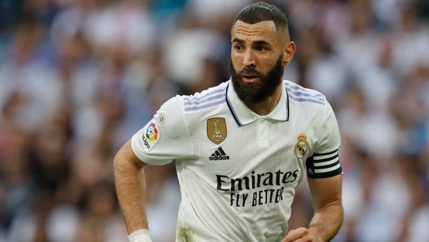 Benzema Məkkəyə həcc ziyarətinə getdi - VİDEO