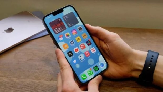 Rusiyada məmurlara “iPhone”dan istifadə QADAĞAN EDİLDİ 