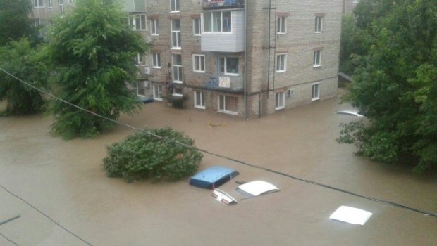 Rusiyanın iki şəhərini su BASDI: Əhali təxliyə edilir – VİDEO