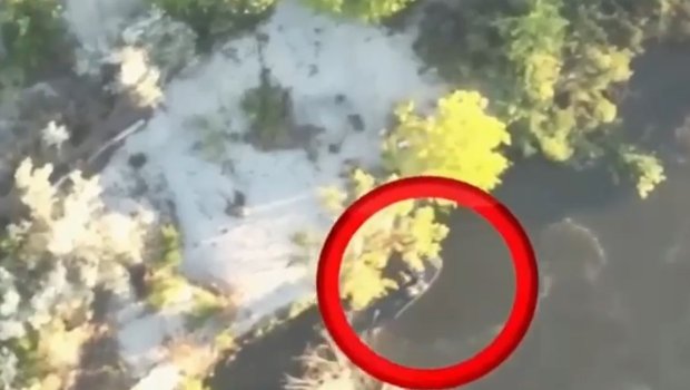 Ukrayna PUA-sı Rusiya gəmisini BELƏ VURDU - ANBAAN VİDEO 