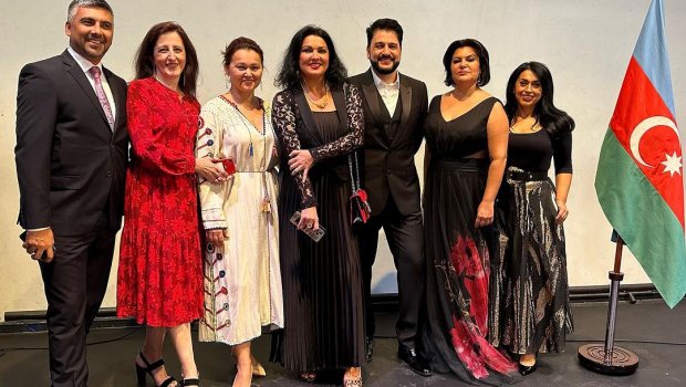 Yusif Eyvazov Argentinada konsert verdi - FOTO/VİDEO