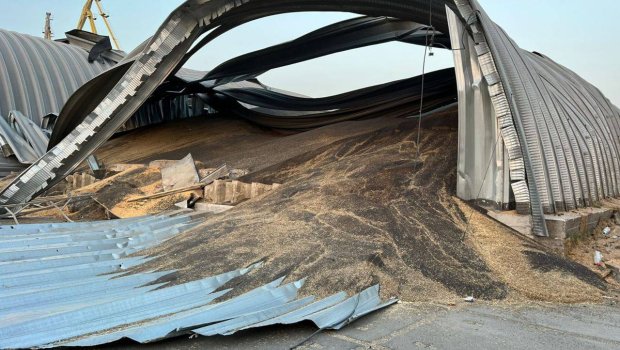 Rusiya ordusu Odessada taxıl anbarlarına zərbə endirdi - FOTO/VİDEO