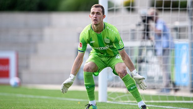 “Qarabağ” rusiyalı qapıçı ilə 1+1 illik müqavilə imzaladı