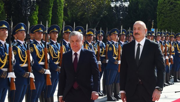 Şavkat Mirziyoyevin rəsmi qarşılanma mərasimi KEÇİRİLDİ