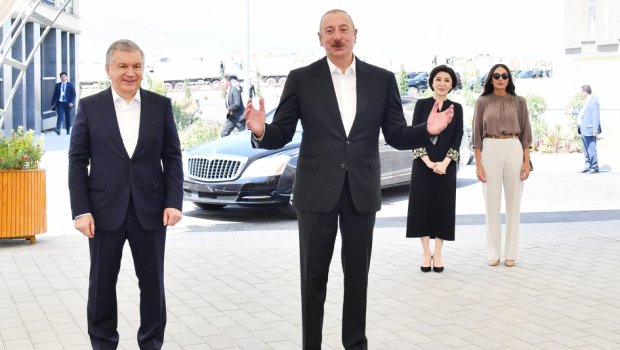 Azərbaycan və Özbəkistan prezidentləri Füzuliyə köçən sakinlərlə görüşdülər - FOTO/VİDEO