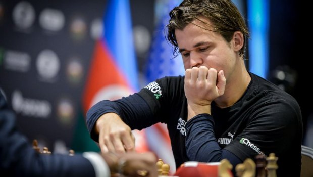 Beşqat dünya çempionu Bakıda Dünya Kubokunun qalibi oldu - FOTO