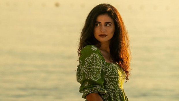 Aktrisa Zarina: “Atam heç zaman məni sevməyib” – VİDEO 