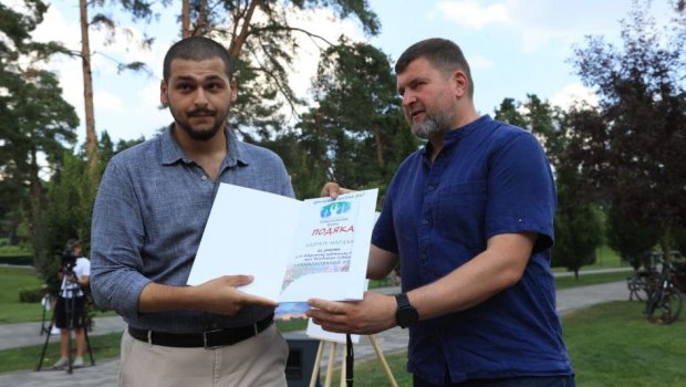 Azərbaycanlı rəssam Ukraynada təltif OLUNDU – FOTO   