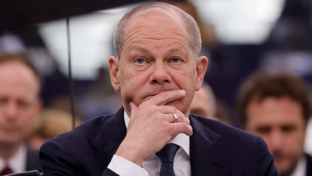 Şoltsun partiyasının reytinqi aşağı düşüb