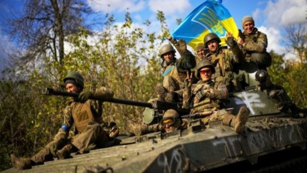 Ukrayna qoşunları Baxmutdan cənuba doğru irəliləyir