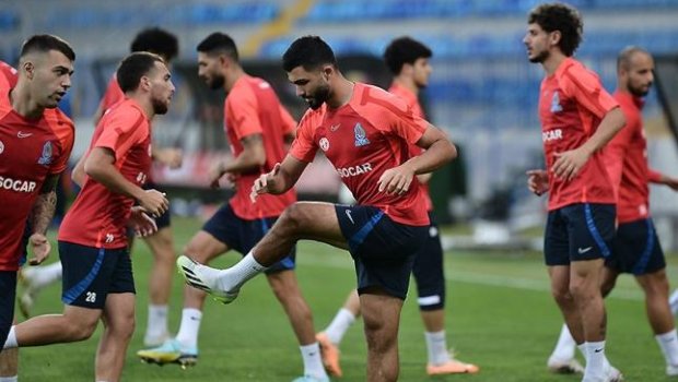 Azərbaycan millisi Belçikaya qarşı oyun öncəsi məşqə çıxdı - FOTO 