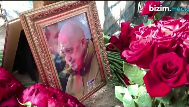 Priqojin və Utkinin abidələri DAĞIDILDI  