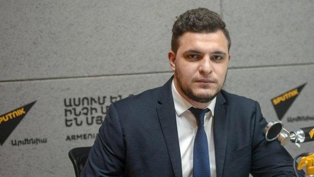 “Paşinyan reytinq üçün “Vaqner”in onu devirəcəyi yalanını UYDURUB” – Sergey Melkonyan  