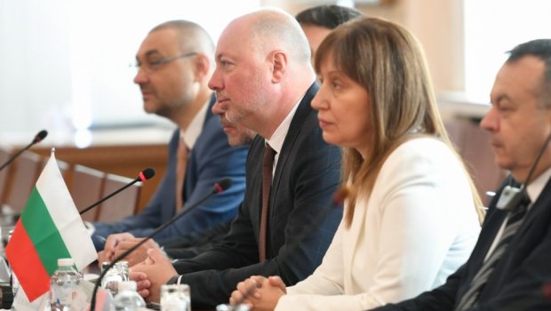 Rosen Jelyazkov: “Azərbaycanın Qarabağ bölgəsində qondarma rejimin “seçkiləri”ndən narahatıq”