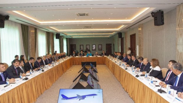 AZAL 30 hava gəmisindən ibarət donanma yaradacaq - FOTO