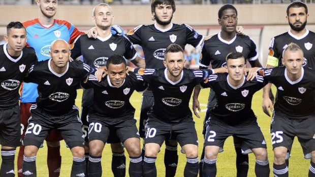 “Qarabağ” daha bir legioneri ilə yollarını AYIRDI