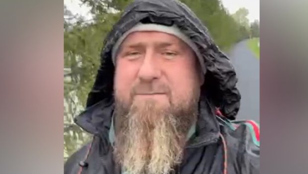 Ölüm xəbəri yayılan Kadırov VİDEO yaydı