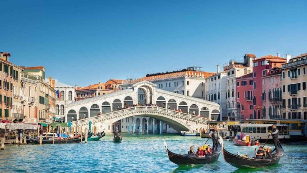 Venesiya dünyanın ən gözəl şəhəri seçildi