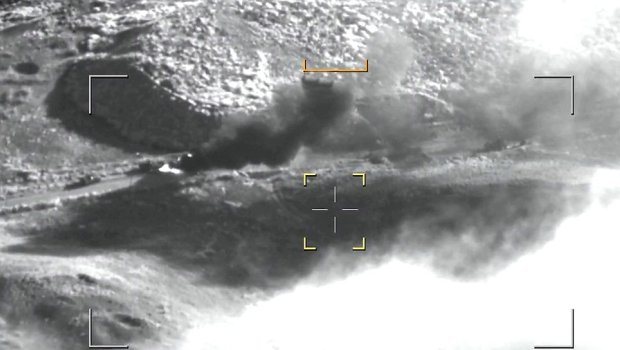Separatçıların bir neçə səngəri, sığınacağı və hərbi kolonları BELƏ məhv edildi - VİDEO 