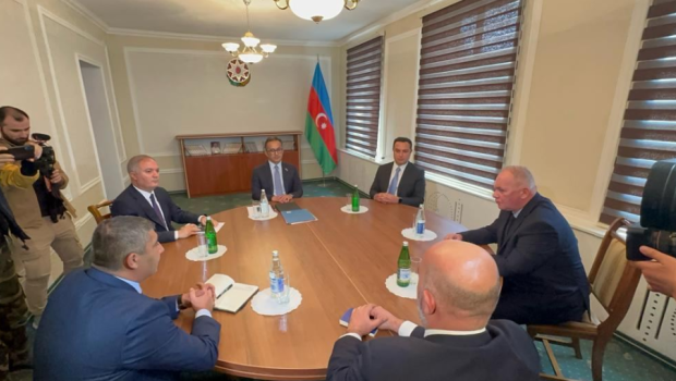 Yevlax görüşündə kimlər iştirak edir? - ADLAR - FOTO/VİDEO