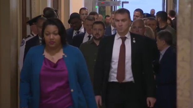 Volodimir Zelenski Konqresə gəldi - VİDEO 